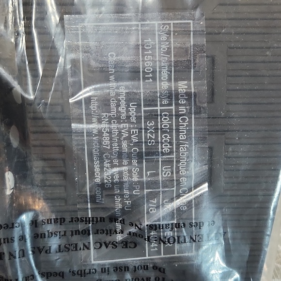 Victoria Secret Pink Sliders - Picture 5 of 5